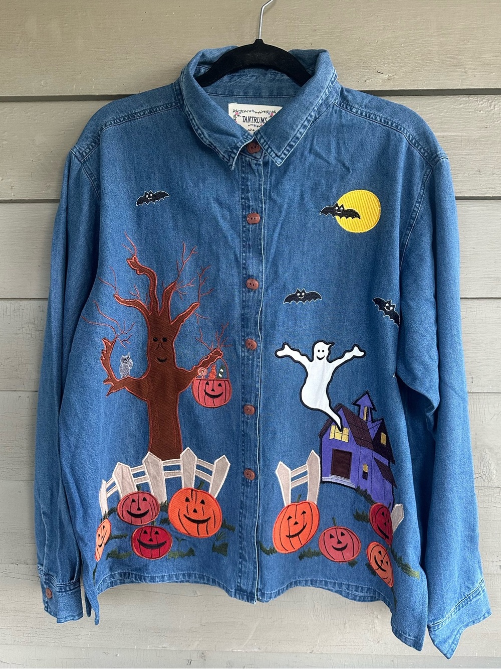 Vintage 90s Halloween Denim Button Up with Pumpkin Appliqués Embroidered Size XL